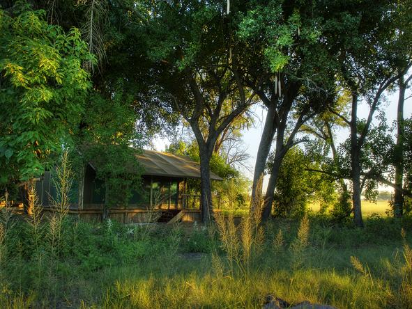 Shinde Camp - Exterior